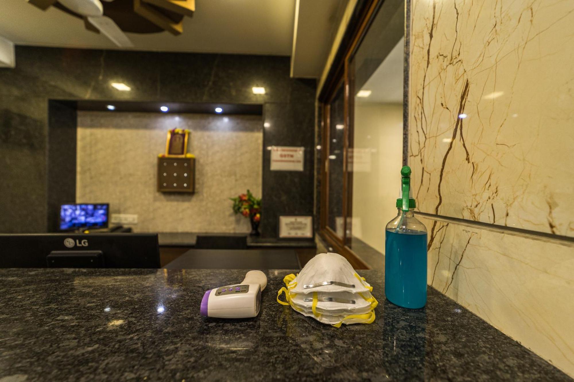 ホテル Sau Residency カーンチープラム エクステリア 写真